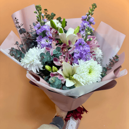 Cymlove – Cymbidium & Şebboy Buketi | Bornova Çiçek