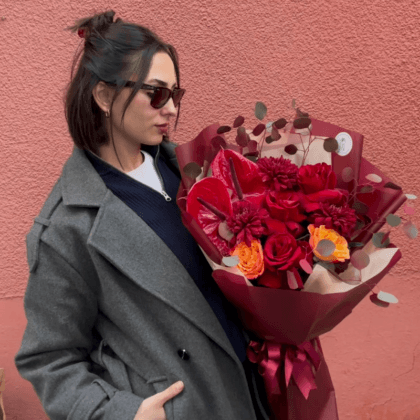 Red Love – Anthurium & Gül Buketi | Papatya Çiçek